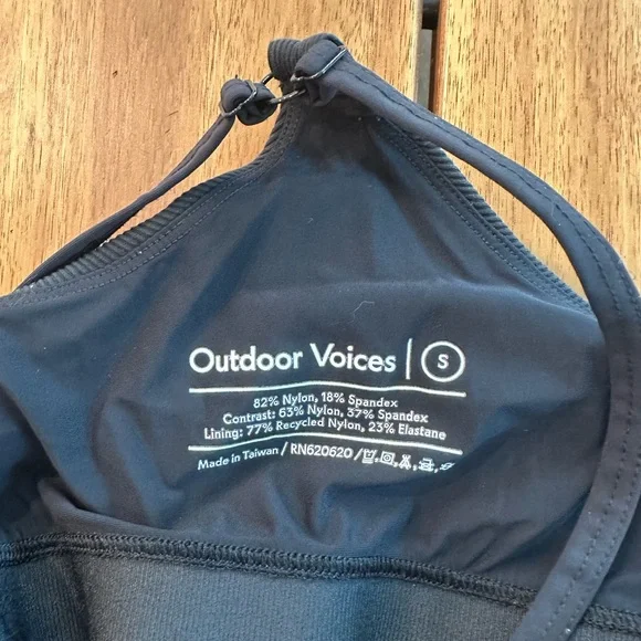 Outdoor Voices Black Halter Crop Top - Picture 7 of 10